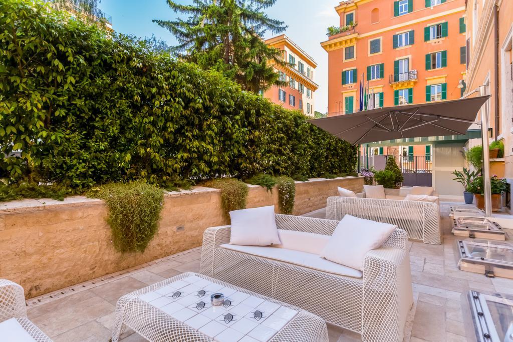 Domus Carmelitana Hotel Roma Exterior foto