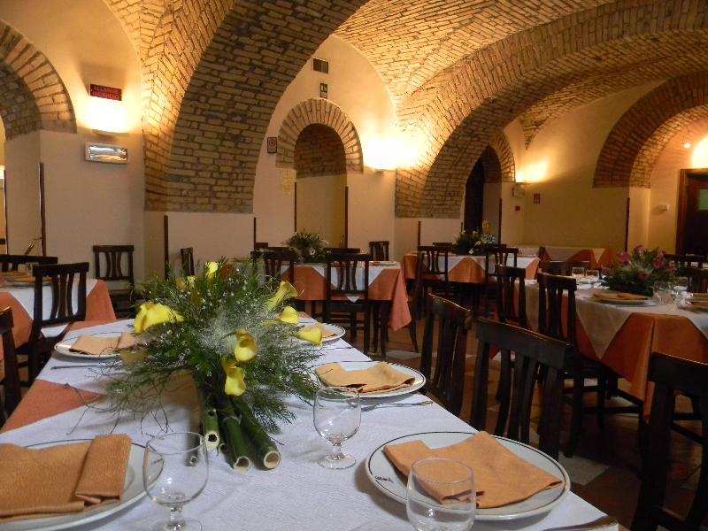 Domus Carmelitana Hotel Roma Exterior foto
